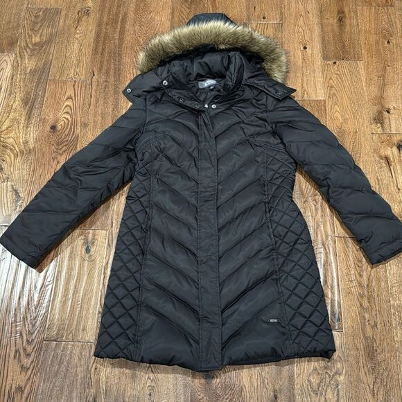 Women’s Kenneth Cole black puffer coat. Sz M - Picture 1 of 5
